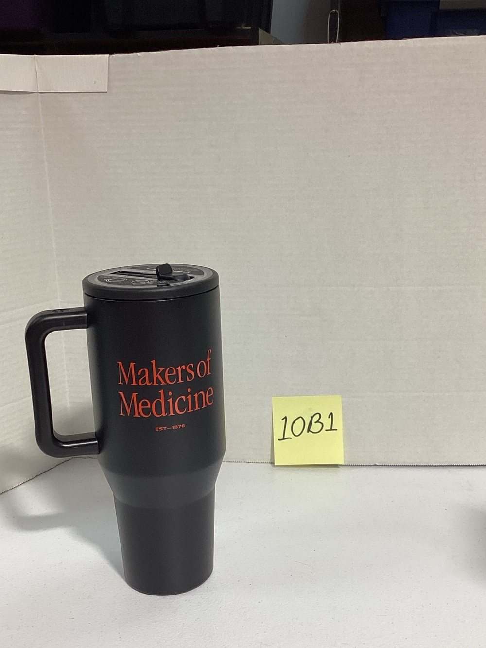 Hydro jug Black Travel Mug with Handle and Lid - Makers of Medicine Graphic